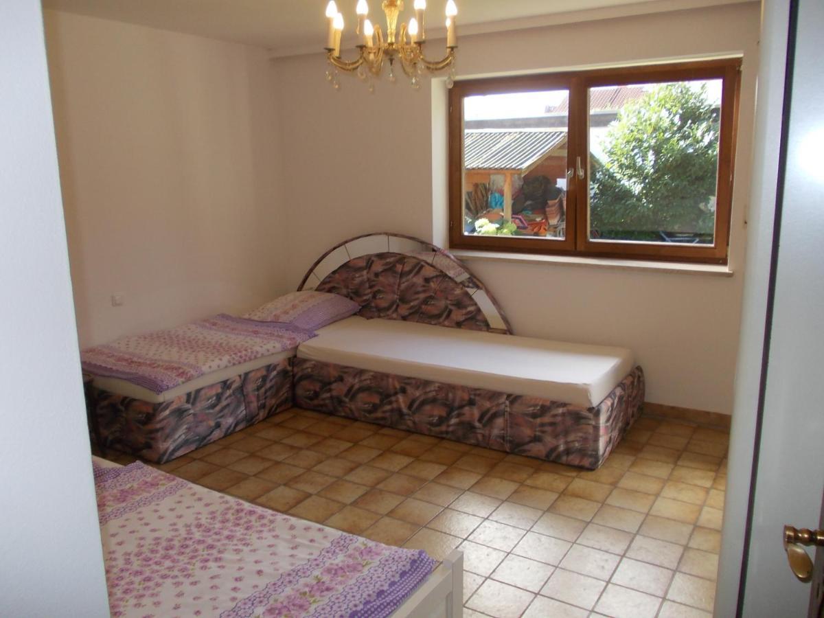 Xxl Apartment, 10 Beds, 4 Sleep-Rooms, 140Qm, 2 Wc, 2 Shower && Брукмюль Экстерьер фото